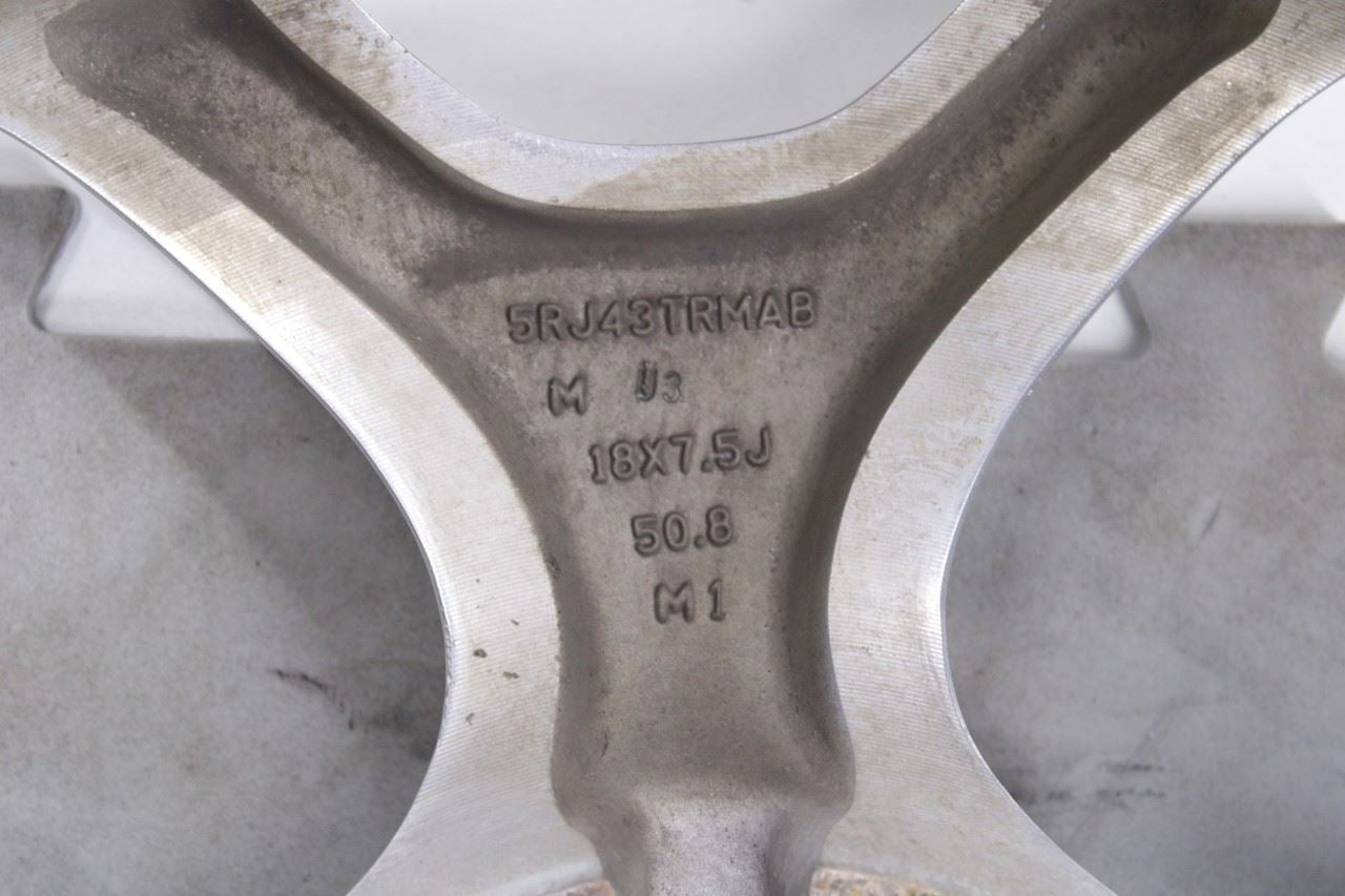 2017-2020 Chrysler Pacifica Limited Aluminum Wheel R18x7.5J 5 Y Spoke *ReaD* - Alshned Auto Parts