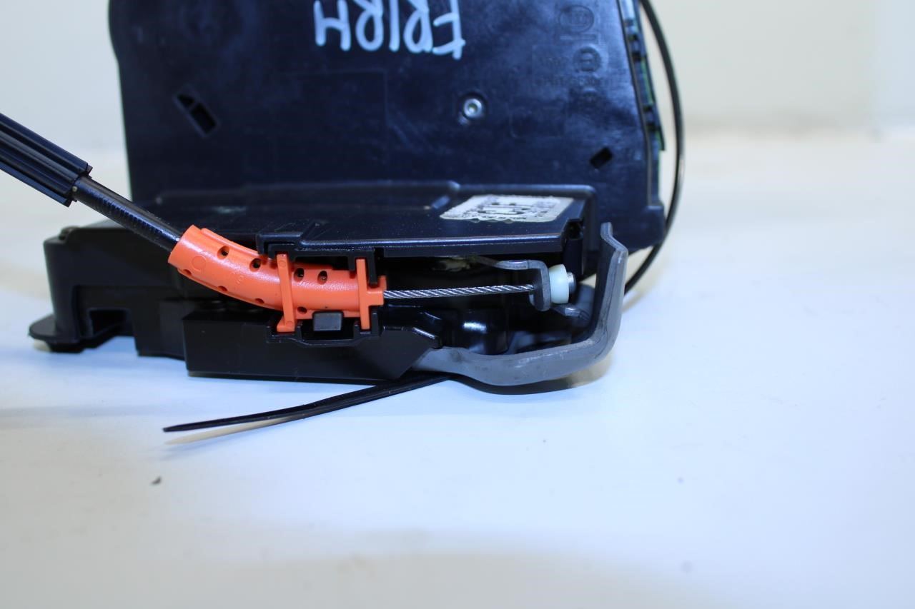 2018-2024 GMC Terrain Denali Front Right Door Lock Latch Actuator 13546500 OEM - Alshned Auto Parts