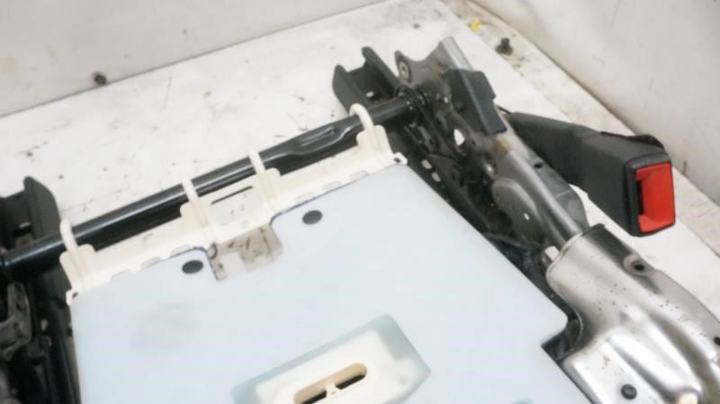 2014-2020 Ford Fusion 2.0L 4WD Front Passenger Right Side Seat Lower Track Frame3