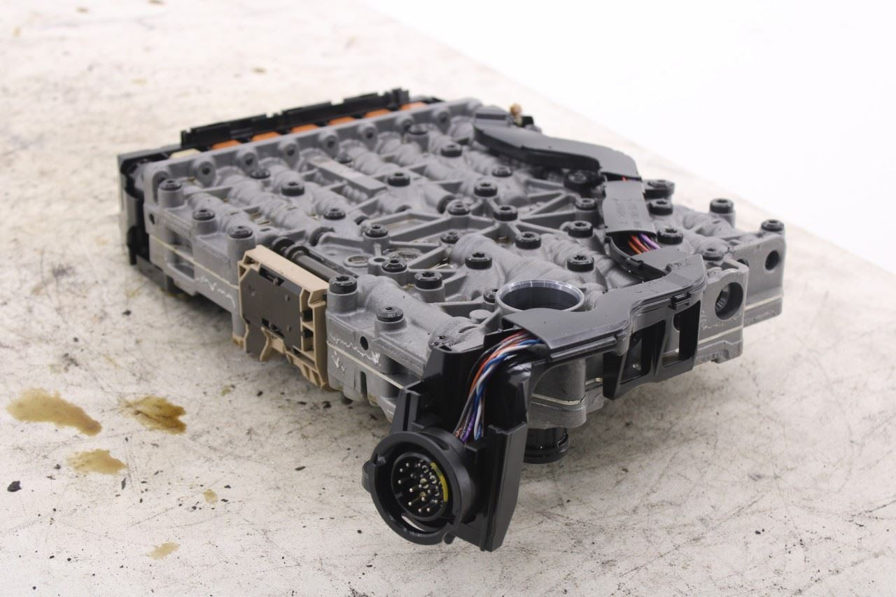 2012-2017 Audi A7 Premium 3.0L AWD 8-Spd Auto Transmission Valve Body w/ Oil Pan4