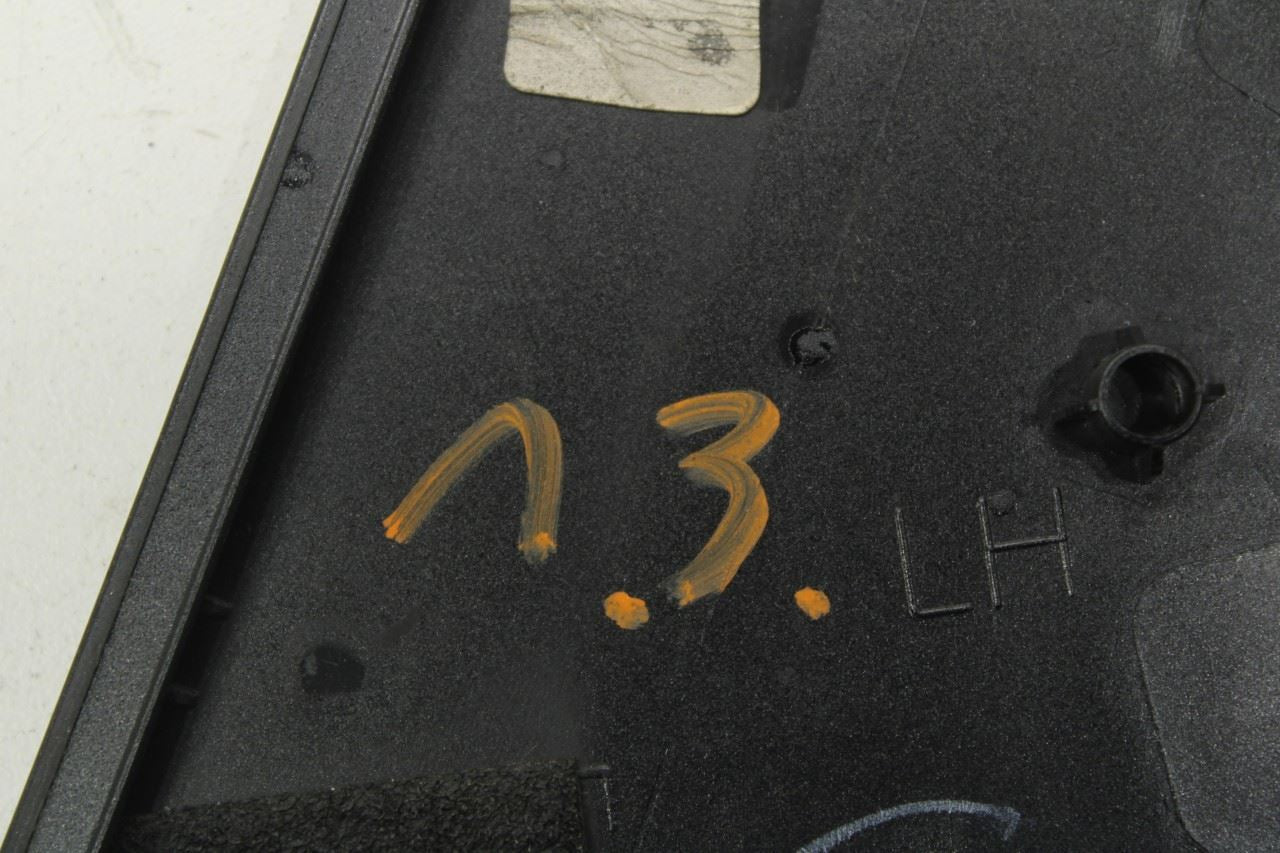 16-20 Kia Sorento LX Rear Left Door Rearward Corner Garnish Molding 83270-C5000 - Alshned Auto Parts