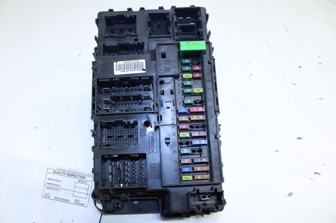 20-24 Ford Explorer Cabin Fuse Relay Box w/ Network Gateway Module DG9T-14B476-B - Alshned Auto Parts
