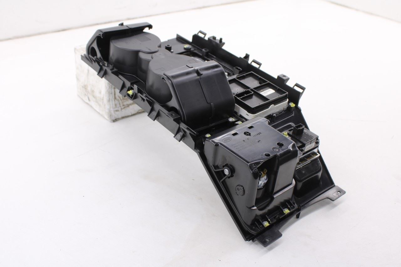 10-12 Land Rover Range Rover HSE Console Shifter Bezel Trim and Traction Control15