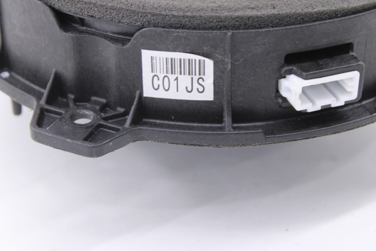 2019-21 Hyundai Veloster Front Right and Left Door Audio Speaker Set 96330-J300010