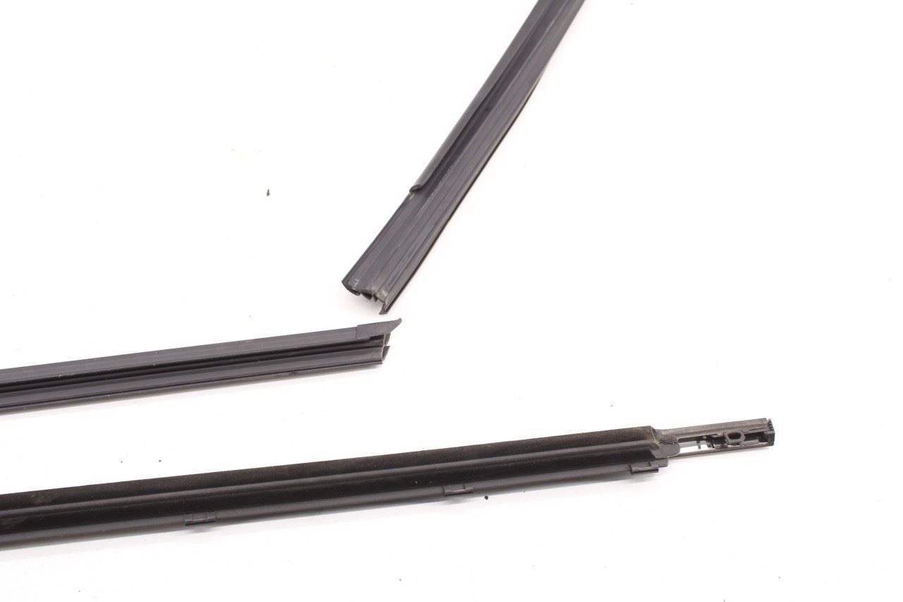 19-23 Hyundai Santa Fe SEL Front Right Door Run Channel w/ Belt Weatherstrip Set - Alshned Auto Parts