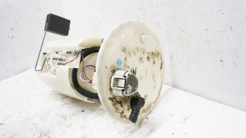 2011-2016 Toyota Sienna 3.5L Fuel Pump Assembly 77020-08050 OEM - Alshned Auto Parts
