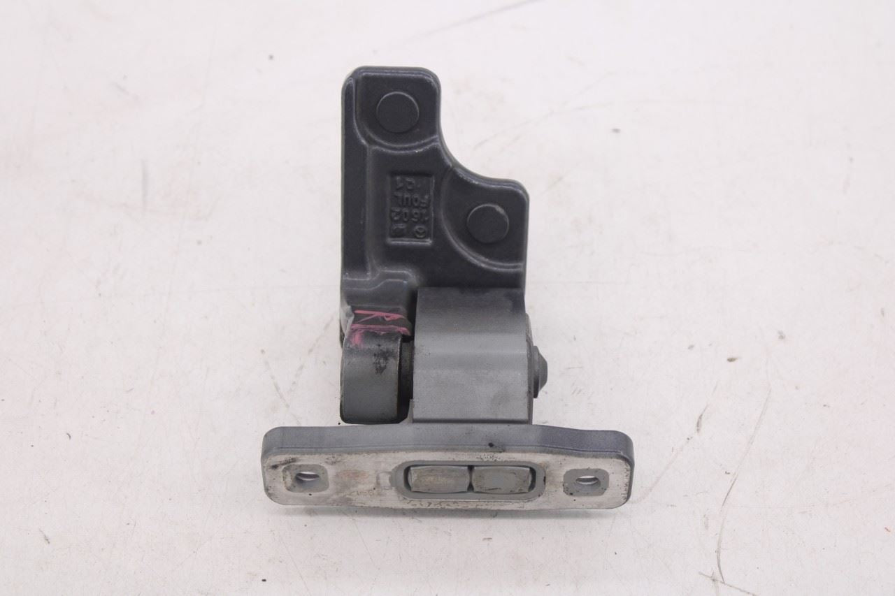 2015-21 Mercedes-Benz C300 4Matic Rear Left Side Door Hinge Upper and Lower Pair6