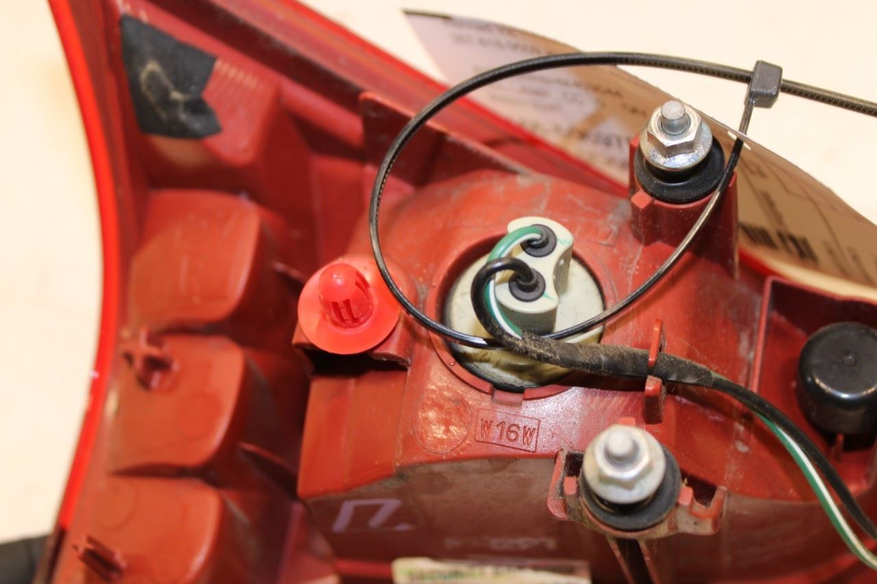 2014-2017 Infiniti QX50 Rear Right Passenger Side Tail Light Lamp 26540-1BA1C - Alshned Auto Parts