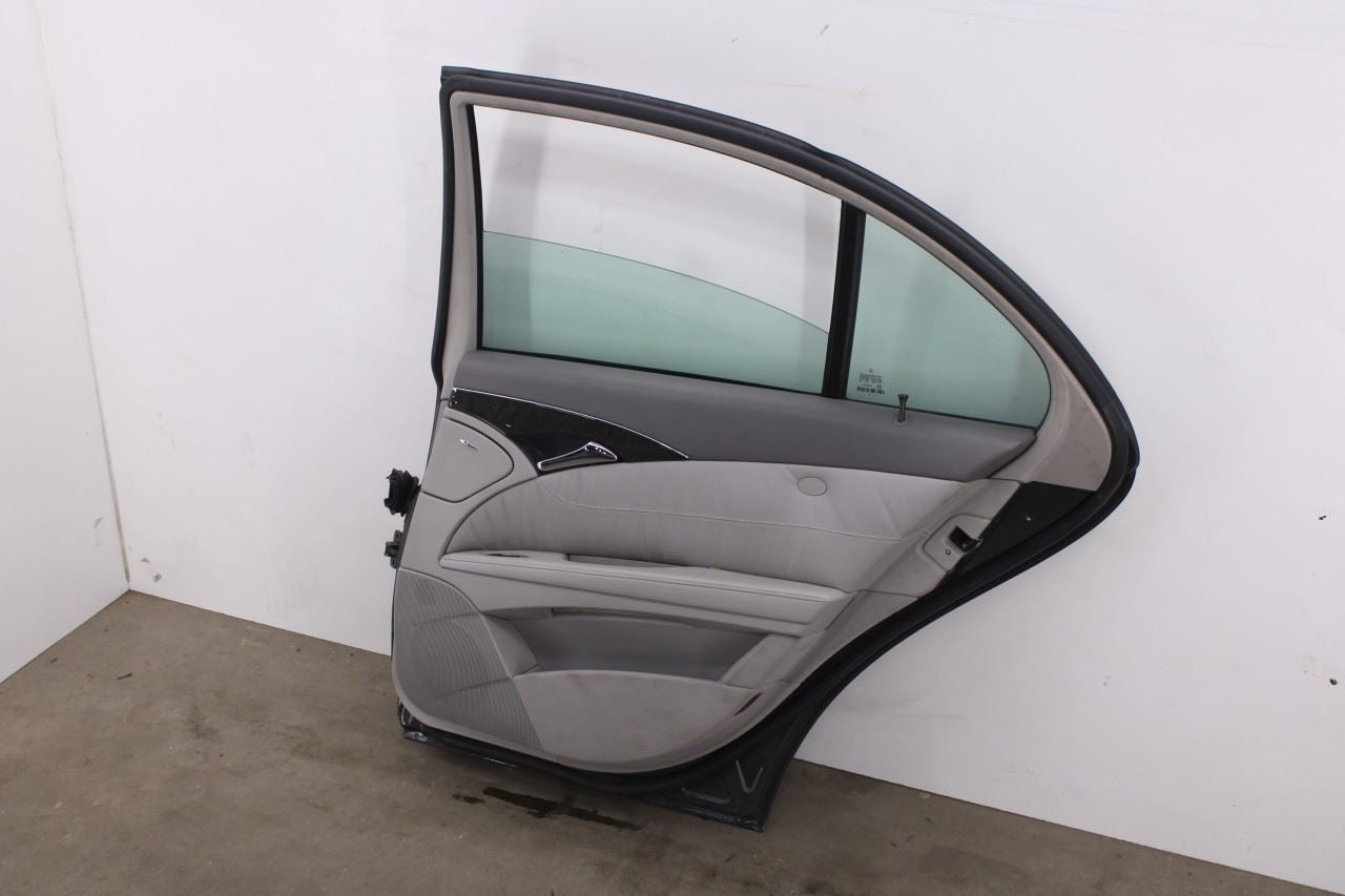 2003-2006 Mercedes-Benz E500 Rear Right Side Door Complete 211730020528 OEM16