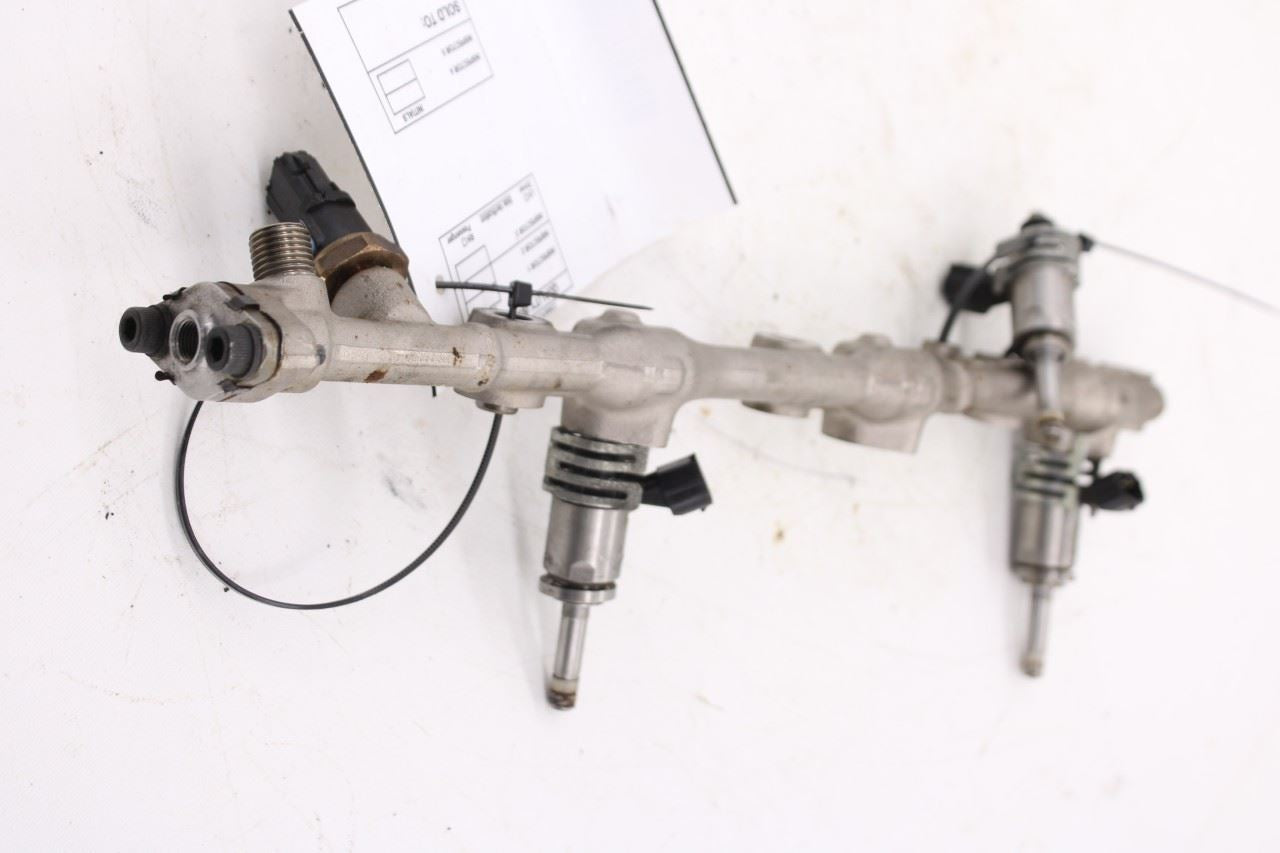 2015-2023 Toyota Tacoma SR5 Double Cab 3.5L Left Side Lower Fuel Delivery Rail12