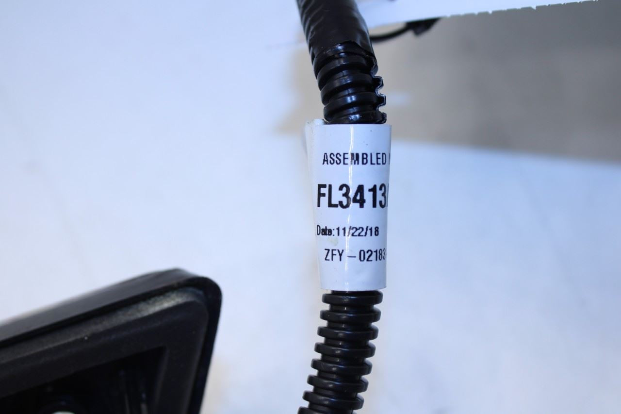 2015-2020 Ford F150 XL Super Cab High Mounted Stop Light Lamp FL3Z-13A613-C OEM - Alshned Auto Parts