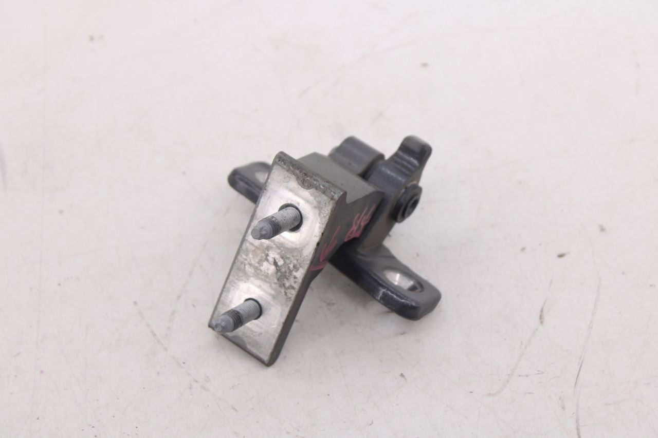 2015-2021 Mercedes-Benz C300 4Matic Front Right Side Door Hinge Upper and Lower19