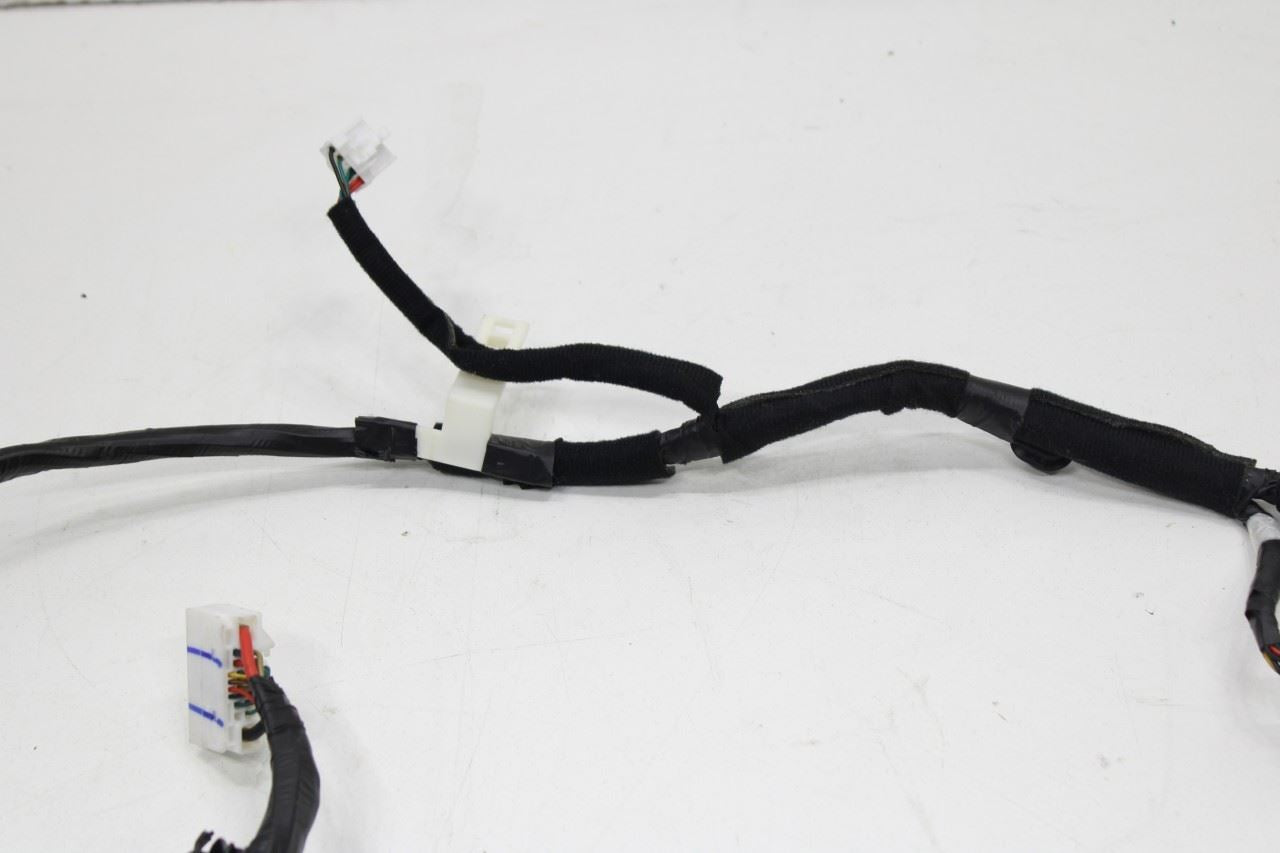 2019-2020 Kia Sorento LX Tailgate Liftgate Back Door Wiring Harness 91685-C6010 - Alshned Auto Parts