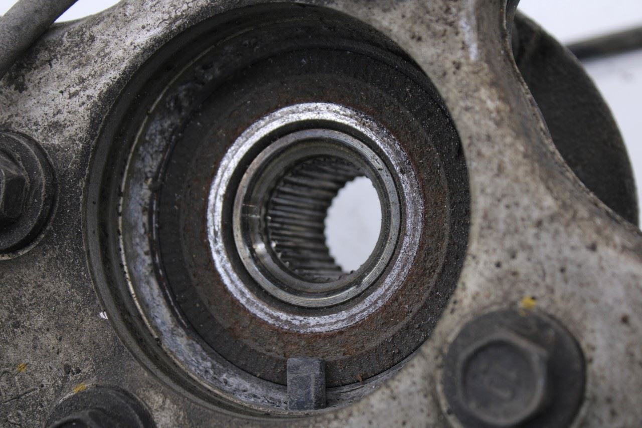 06-13 Lexus IS250 2.5L AWD Front Right Side Spindle Knuckle Hub 43201-53020 OEM - Alshned Auto Parts