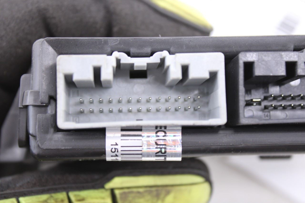 2008-2014 Ford Mustang Premium Conv V6 Lighting Lamps Control Module7