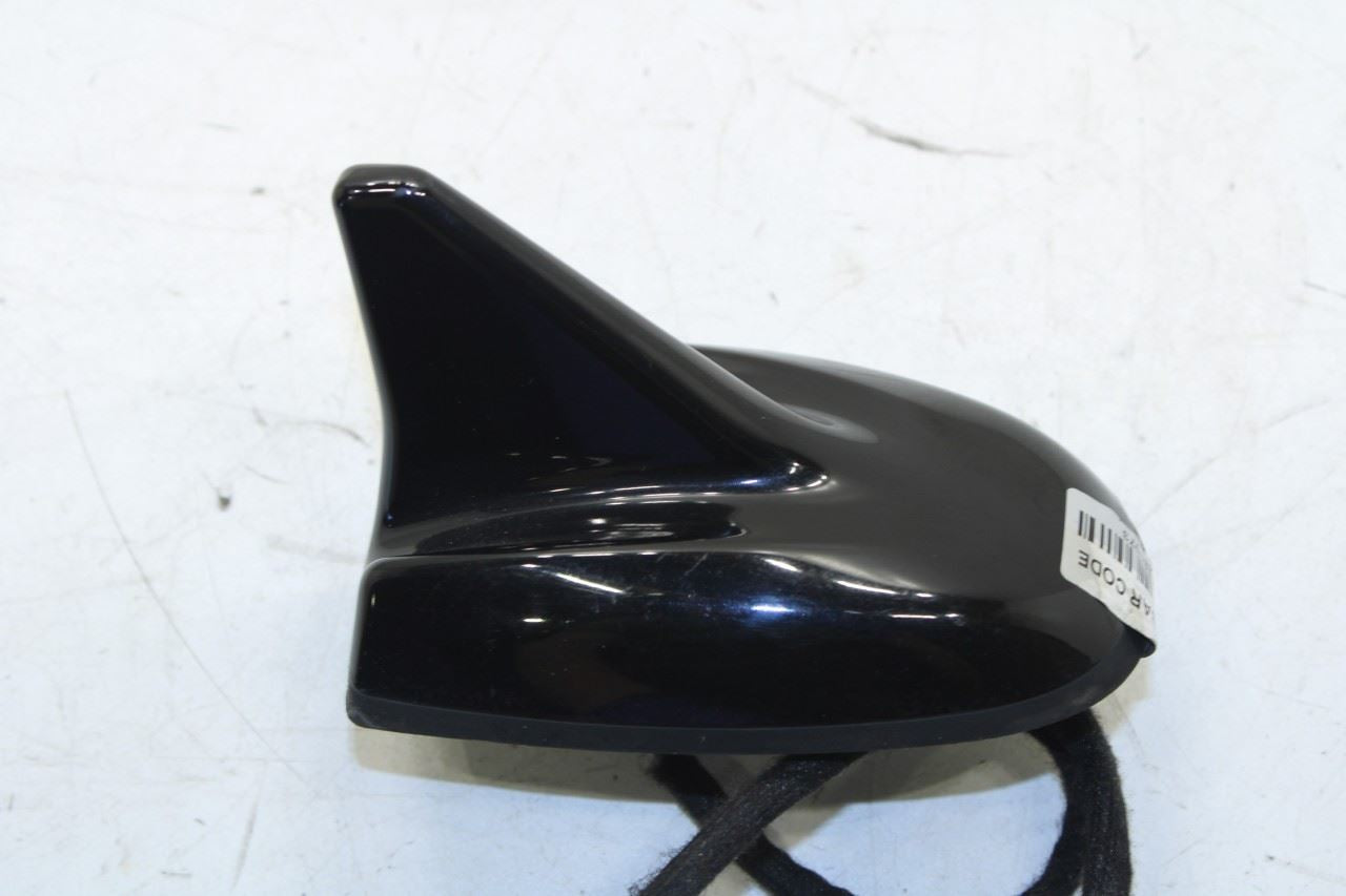 2017-2021 Maserati Ghibli Rear Roof Exterior Shark Fin Antenna 670076131 OEM - Alshned Auto Parts