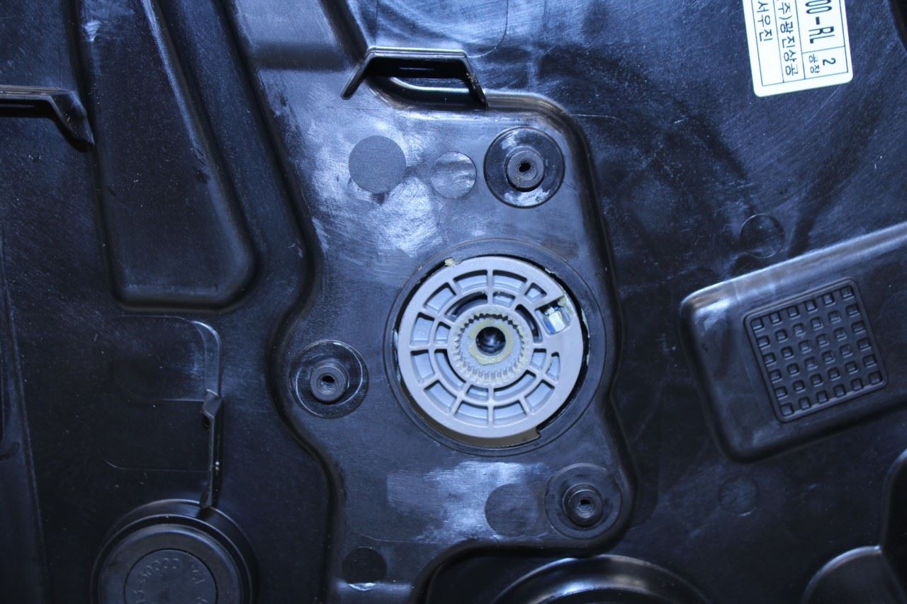 2020-25 KIA Soul LX Rear Left Door Window Regulator w/ Carrier Plate 83470-K0000 - Alshned Auto Parts