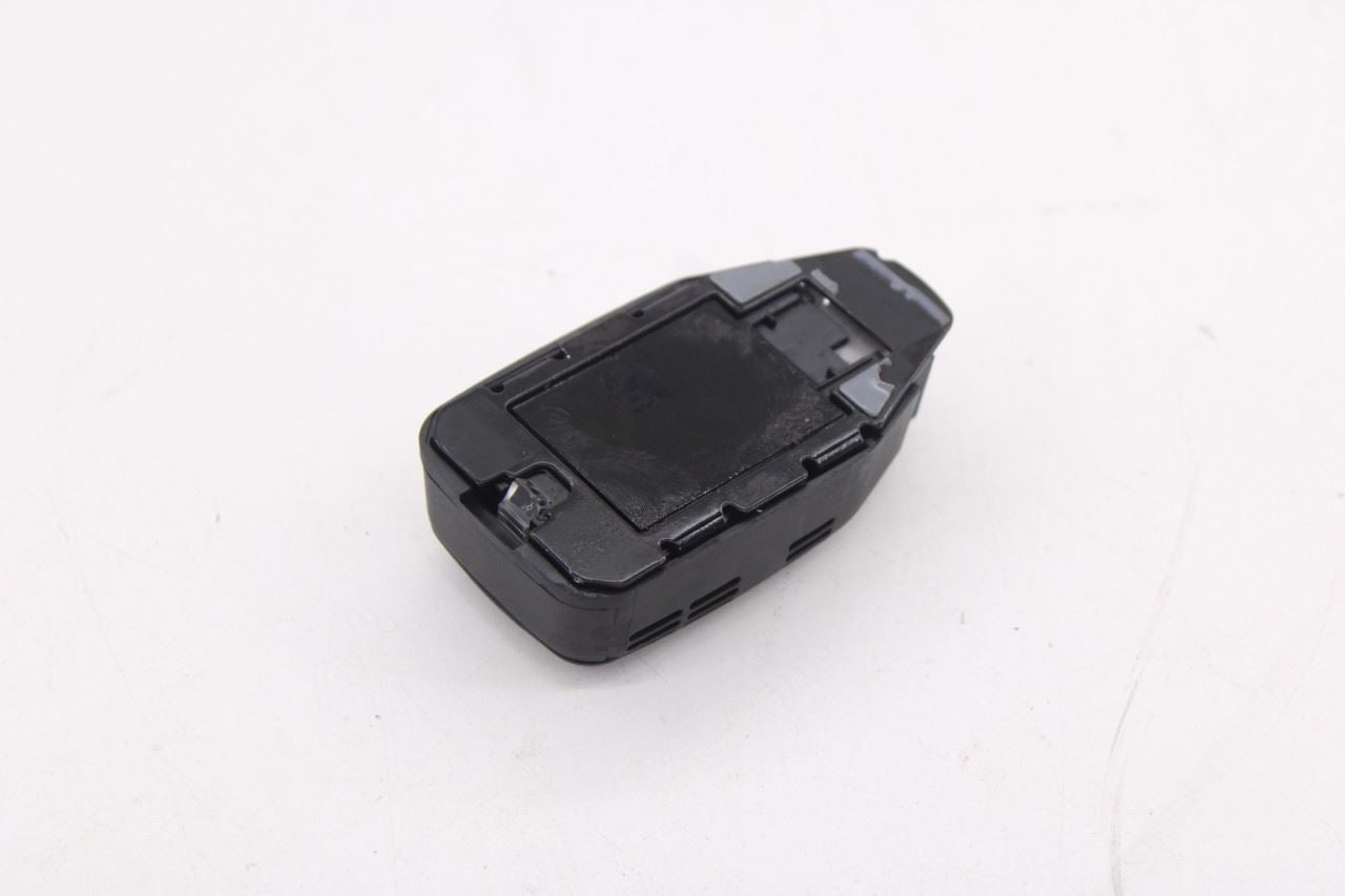11-2025 Mitsubishi Outlander Sport SE Front Windshield Rain Sensor 8634A109 OEM6