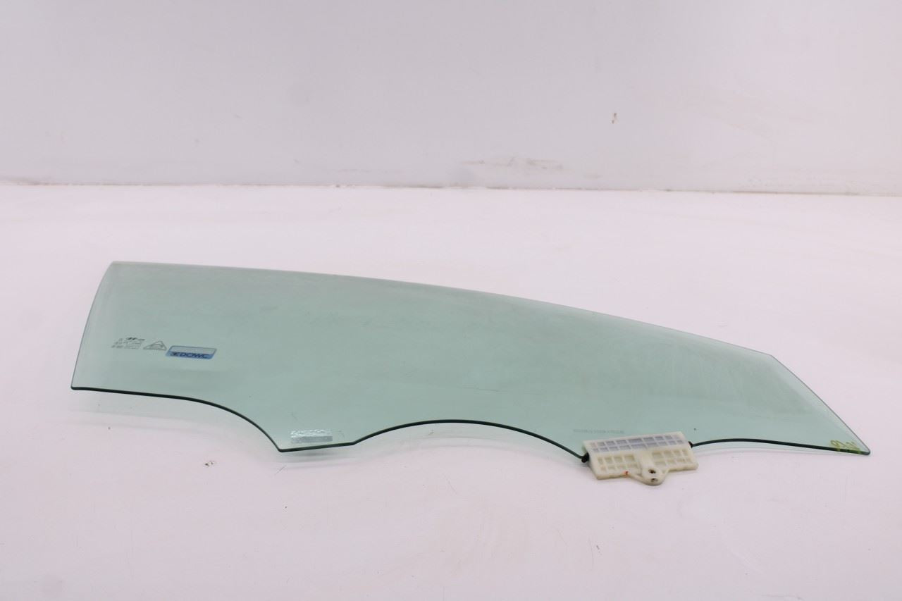 2021-26 Hyundai Elantra SE Front Right Door Window Movable Glass 82420-AA020 OEM4