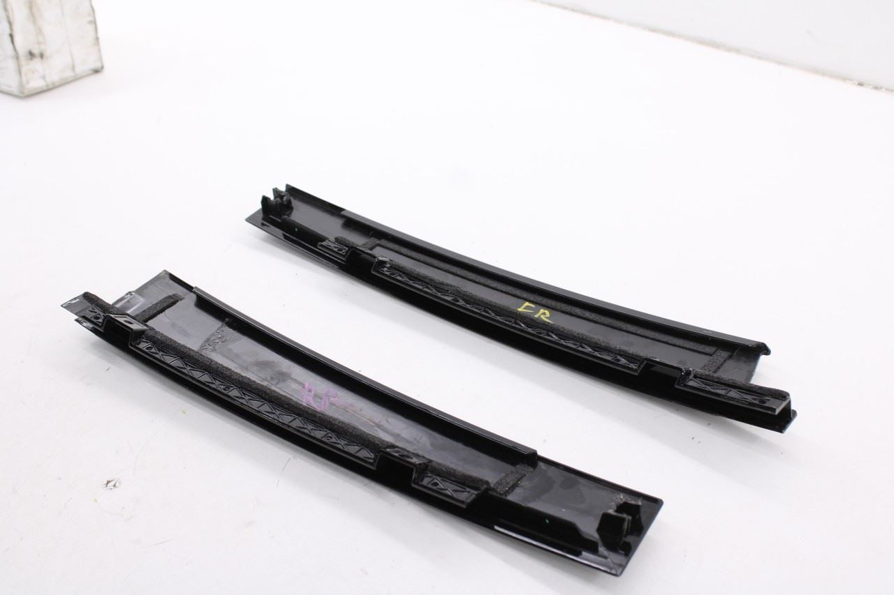 18-24 Chevrolet Equinox Front and Rear Right Door B-Pillar Trim 84242447 *ReaD*10