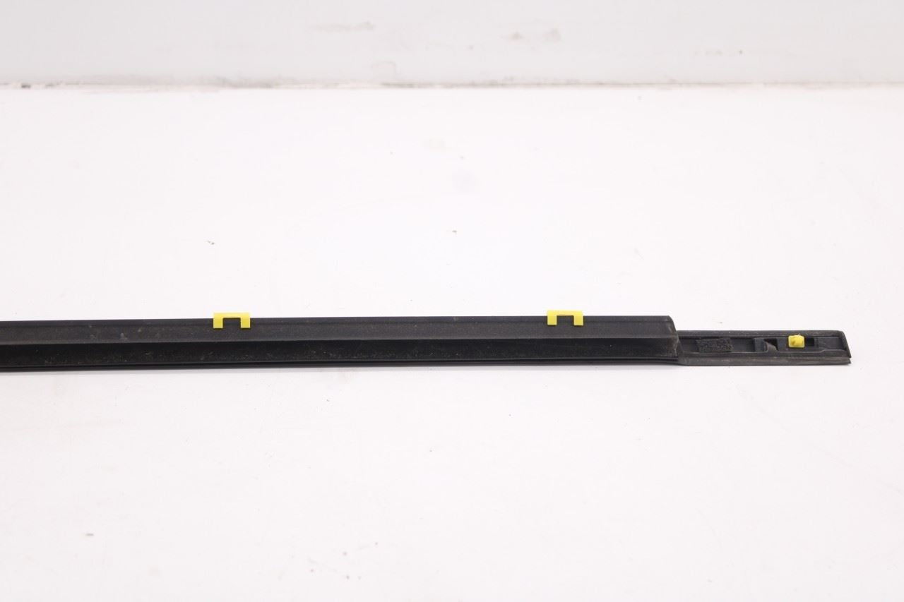 2019-2021 Hyundai Veloster Front Left Door Weatherstrip w/ Belt Weatherstrip Set7
