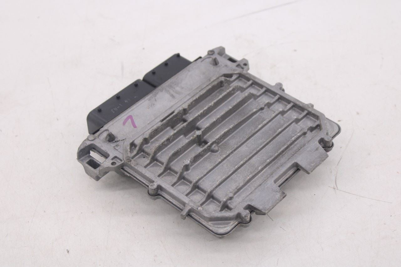 2015-2018 Mercedes-Benz C 300 4Matic 2.0L Engine Computer Control Module ECU ECM15