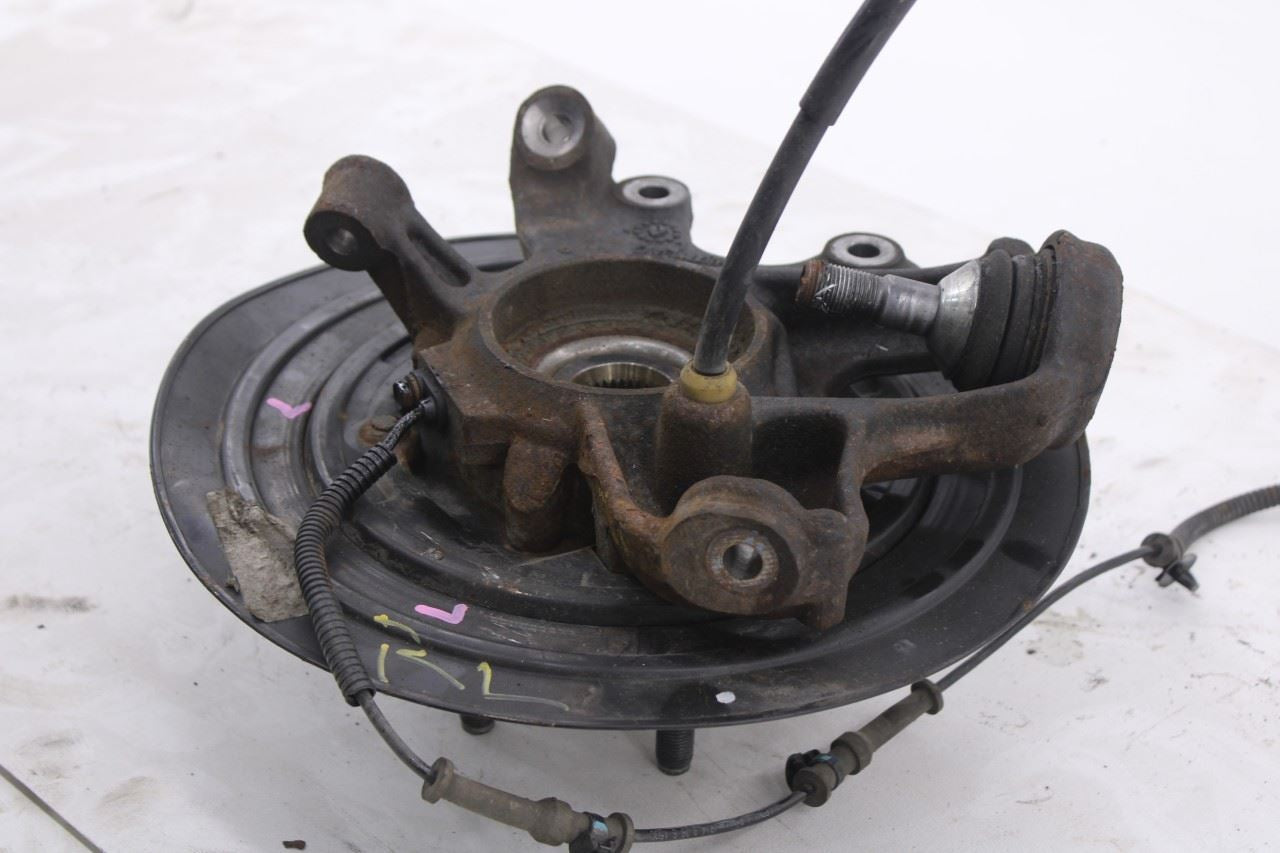 11-15 Dodge Durango SXT AWD Rear Driver Left Side Spindle Knuckle Hub 4877103AD14