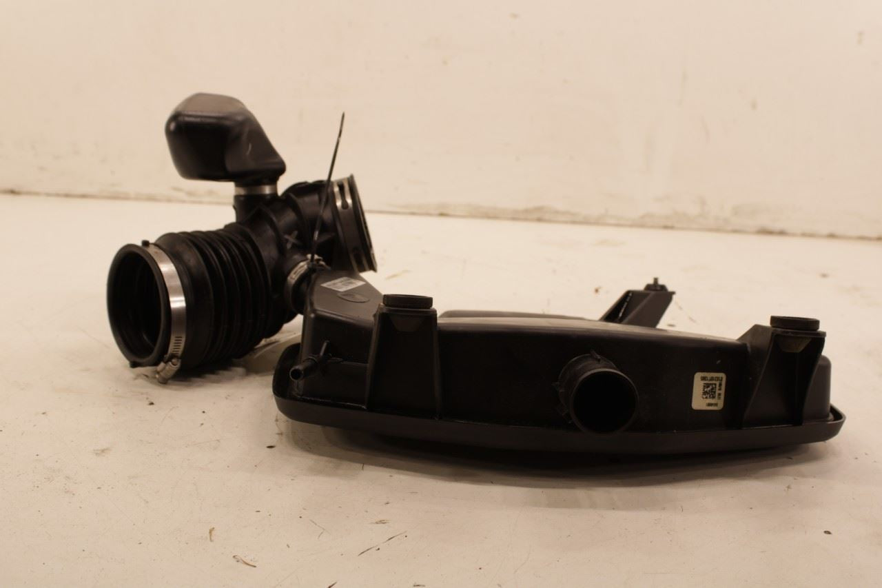 2017-2023 GMC Acadia SLT-1 3.6L AWD Air Intake Cleaner Outlet Duct Tube Assembly - Alshned Auto Parts