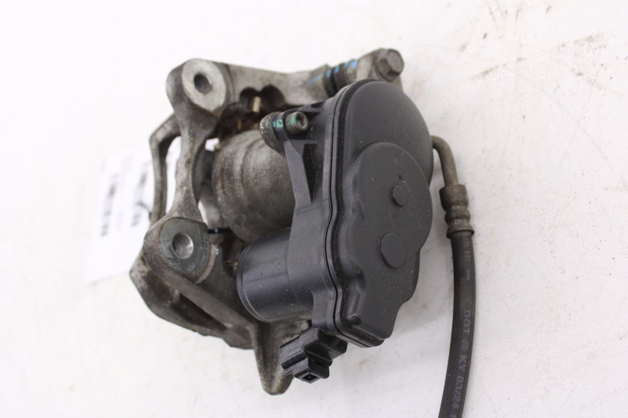 2020-24 Toyota Corolla LE 2.0L FWD Rear Left Side Brake Disc Caliper 47850-023407