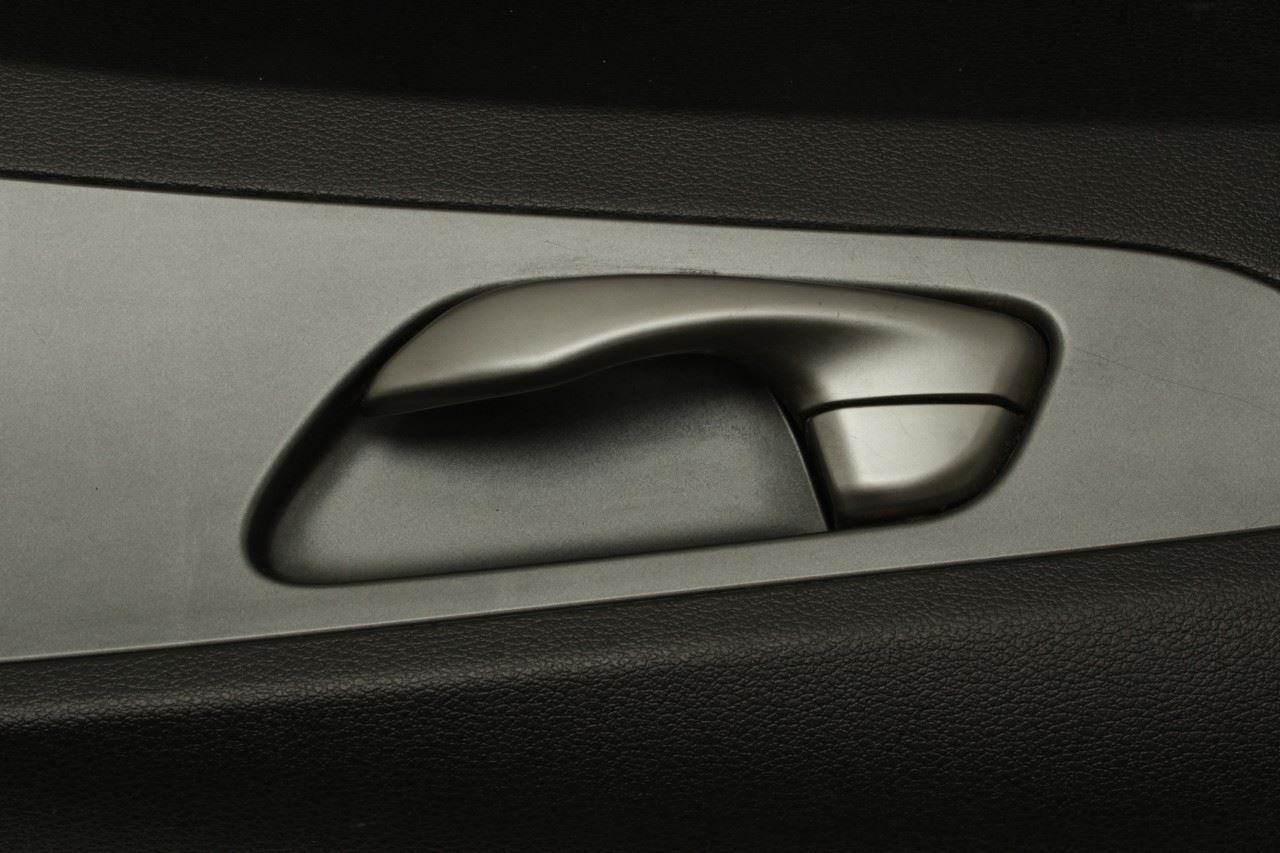 2019-2021 Kia Forte LXS Front Left Driver Side Door Trim Panel 82376-M7000WK OEM - Alshned Auto Parts