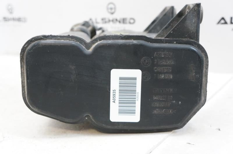 2006 BMW 530i Fuel Vapor Evaporator Emission Canister 16-13-7-162-350 OEM6