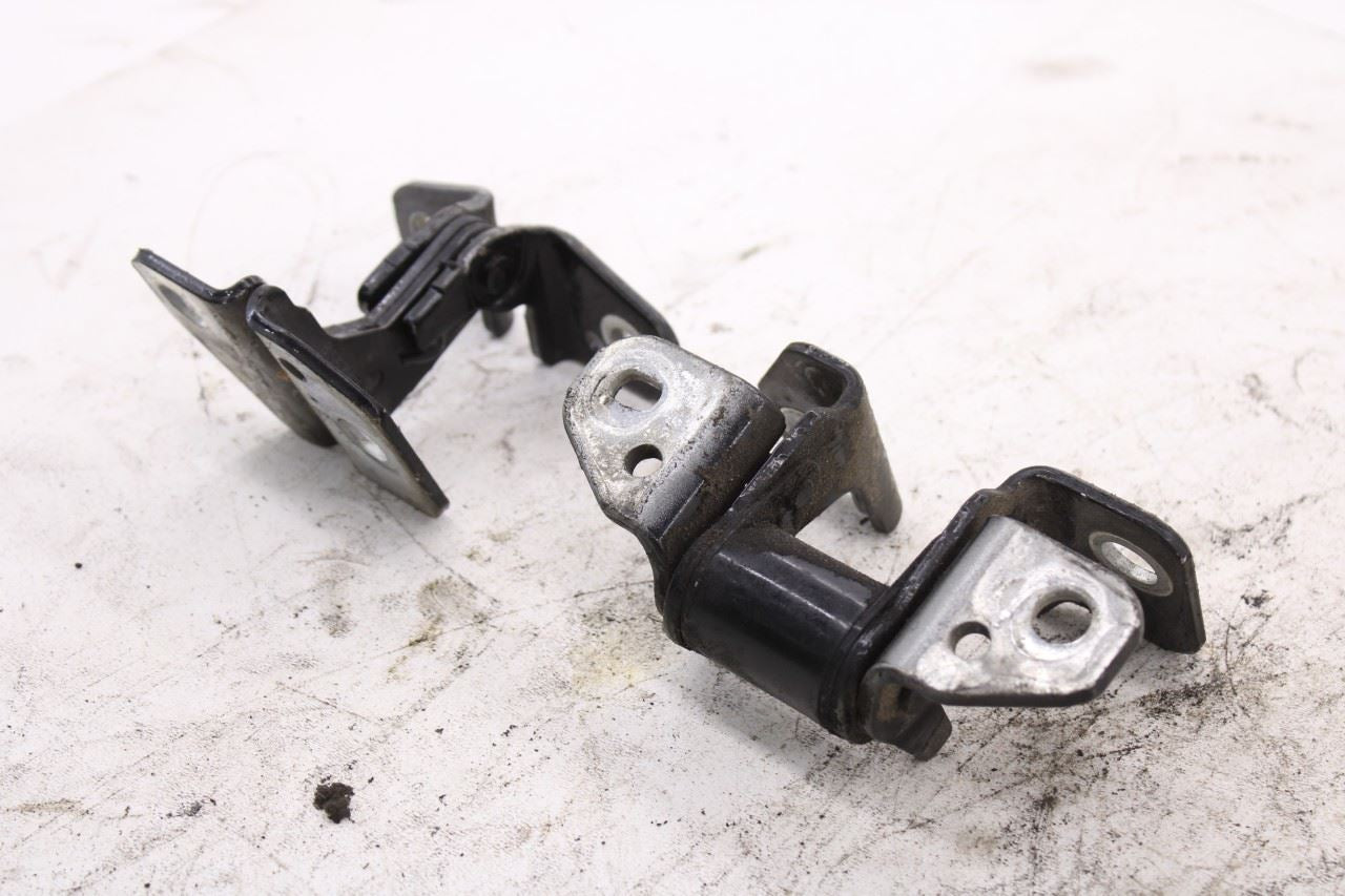 2011-2025 Dodge Durango SXT Rear Right Side Door Hinge Upper and Lower Pair9