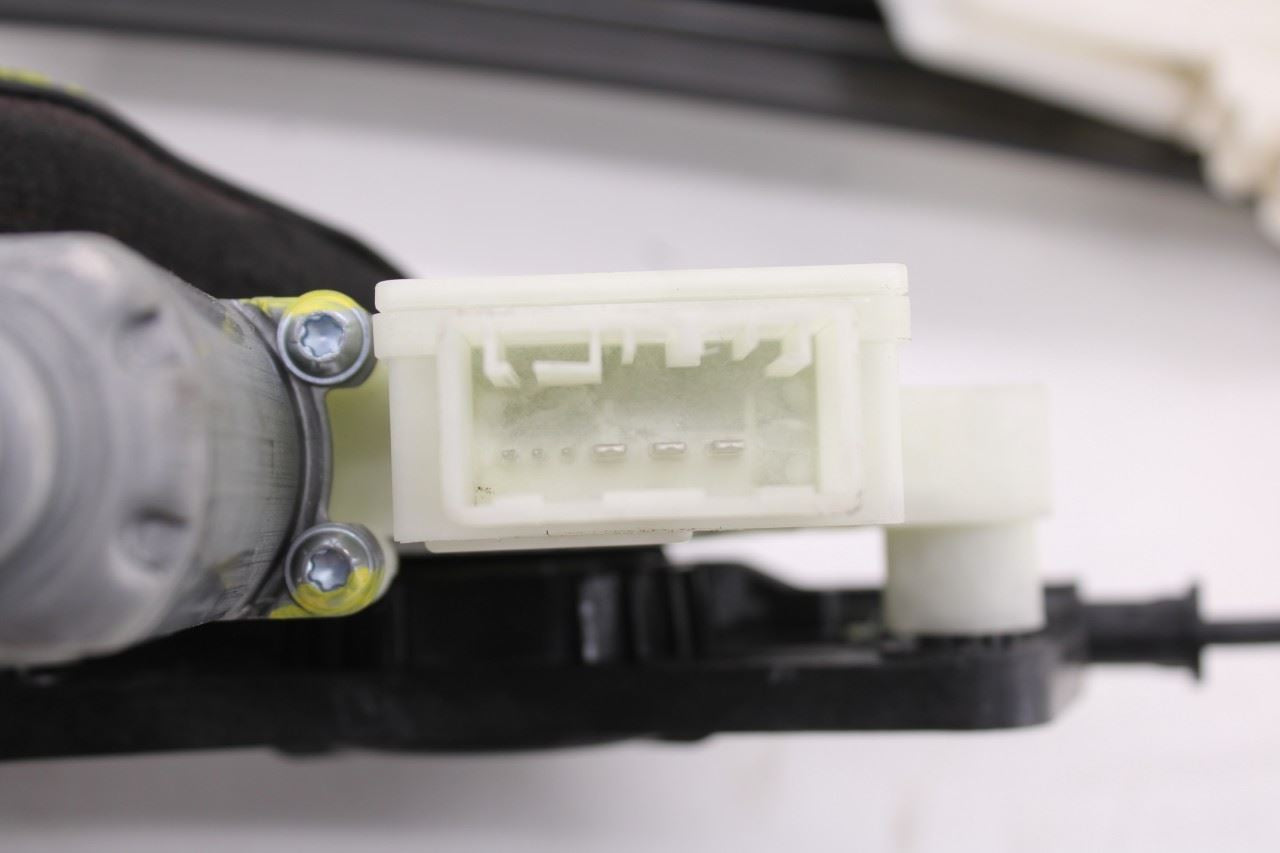 2019-26 Volkswagen Jetta SE Rear Left Driver Side Door Window Regulator w/ Motor10