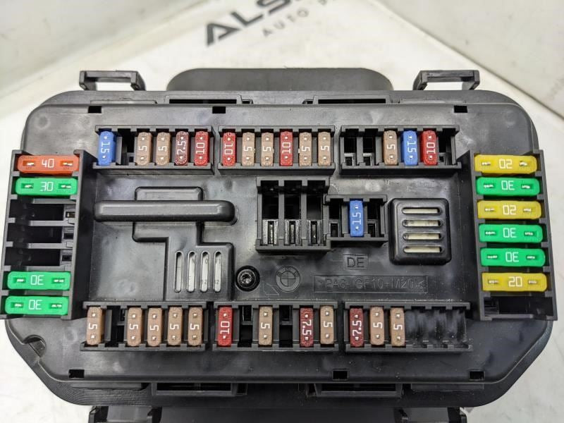 17-20 BMW 430i xDrive 2.0L Front Engine Power Distribution Module Fuse Relay Box4