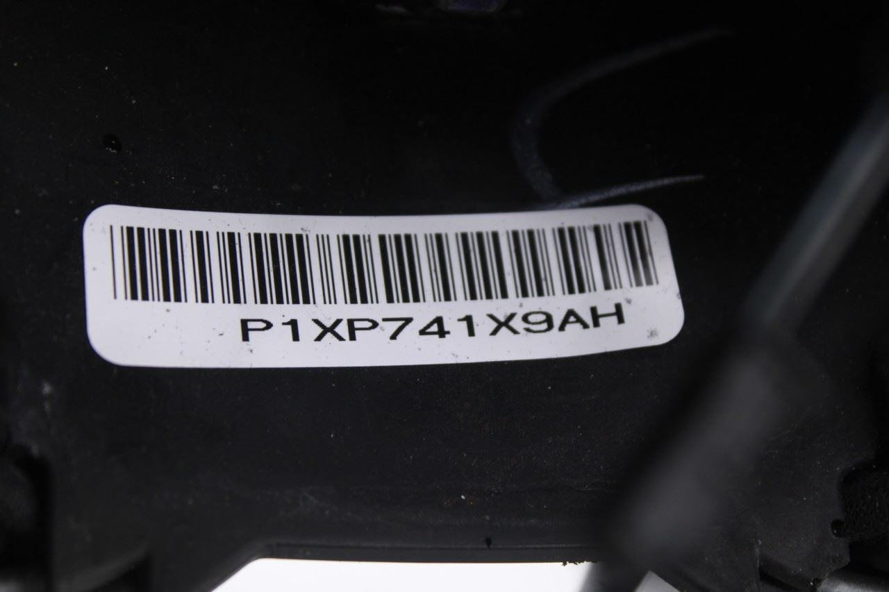 2014-2017 Dodge Durango SXT 3.6L AWD Steering Wheel Leather w/ Control Buttons16