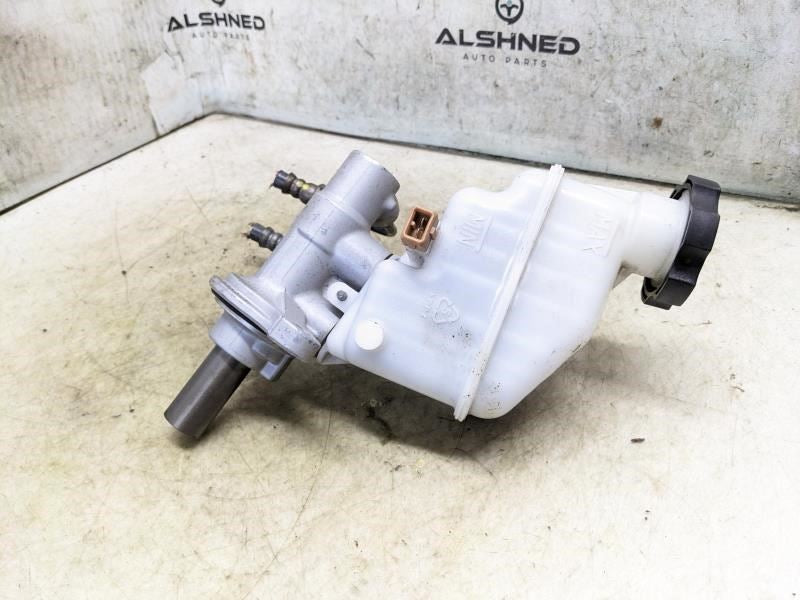 2011-2014 Hyundai Sonata Brake Master Cylinder w/ Reservoir 58510-3Q400 OEM - Alshned Auto Parts