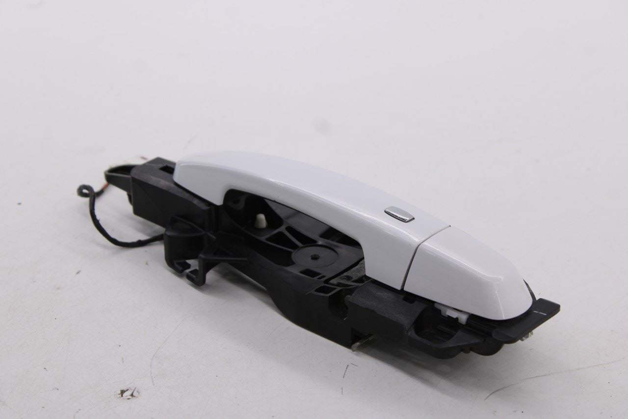18-24 Chevrolet Equinox LT 1.5L Front Passenger Right Side Door Exterior Handle - Alshned Auto Parts