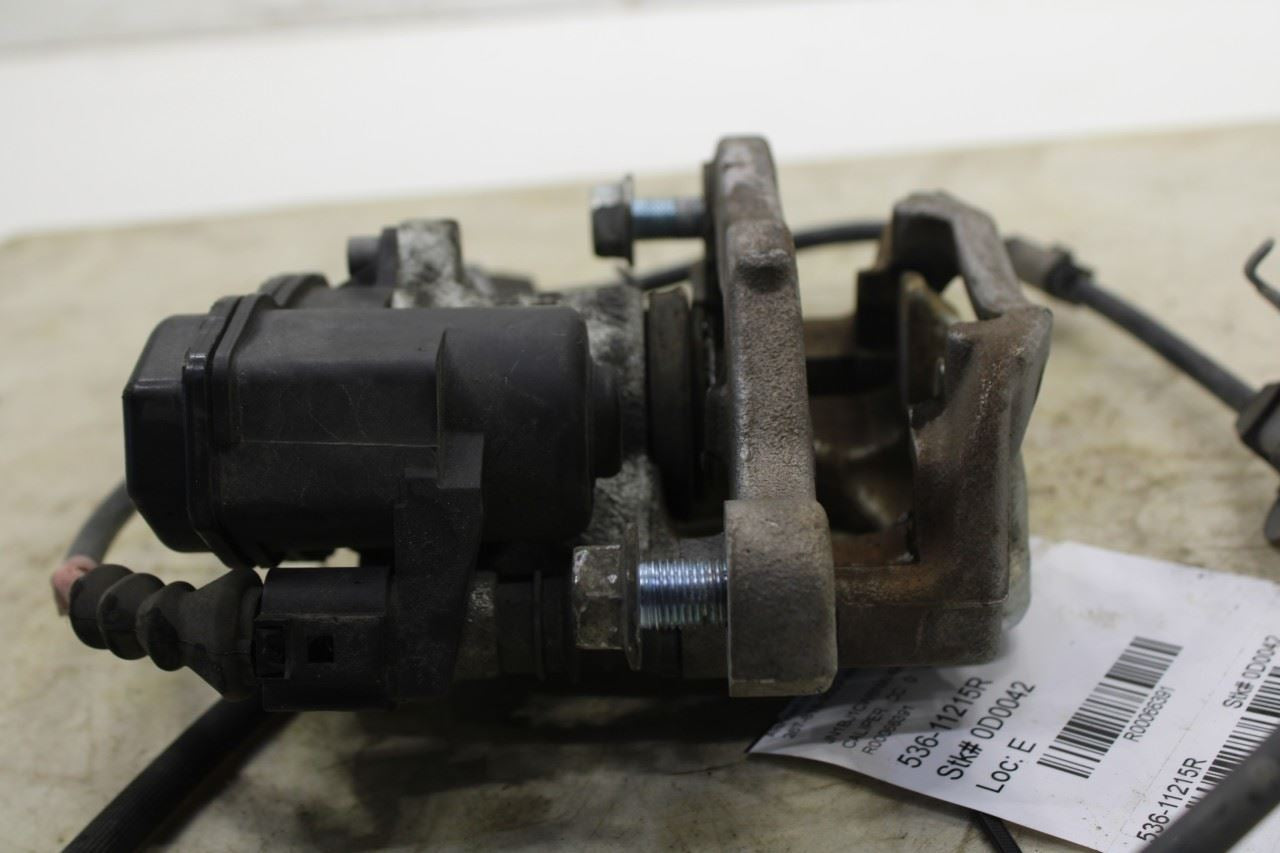 2021-22 Nissan Rogue Sport SL AWD Rear Right Side Brake Disc Caliper 44001-4CA2A - Alshned Auto Parts