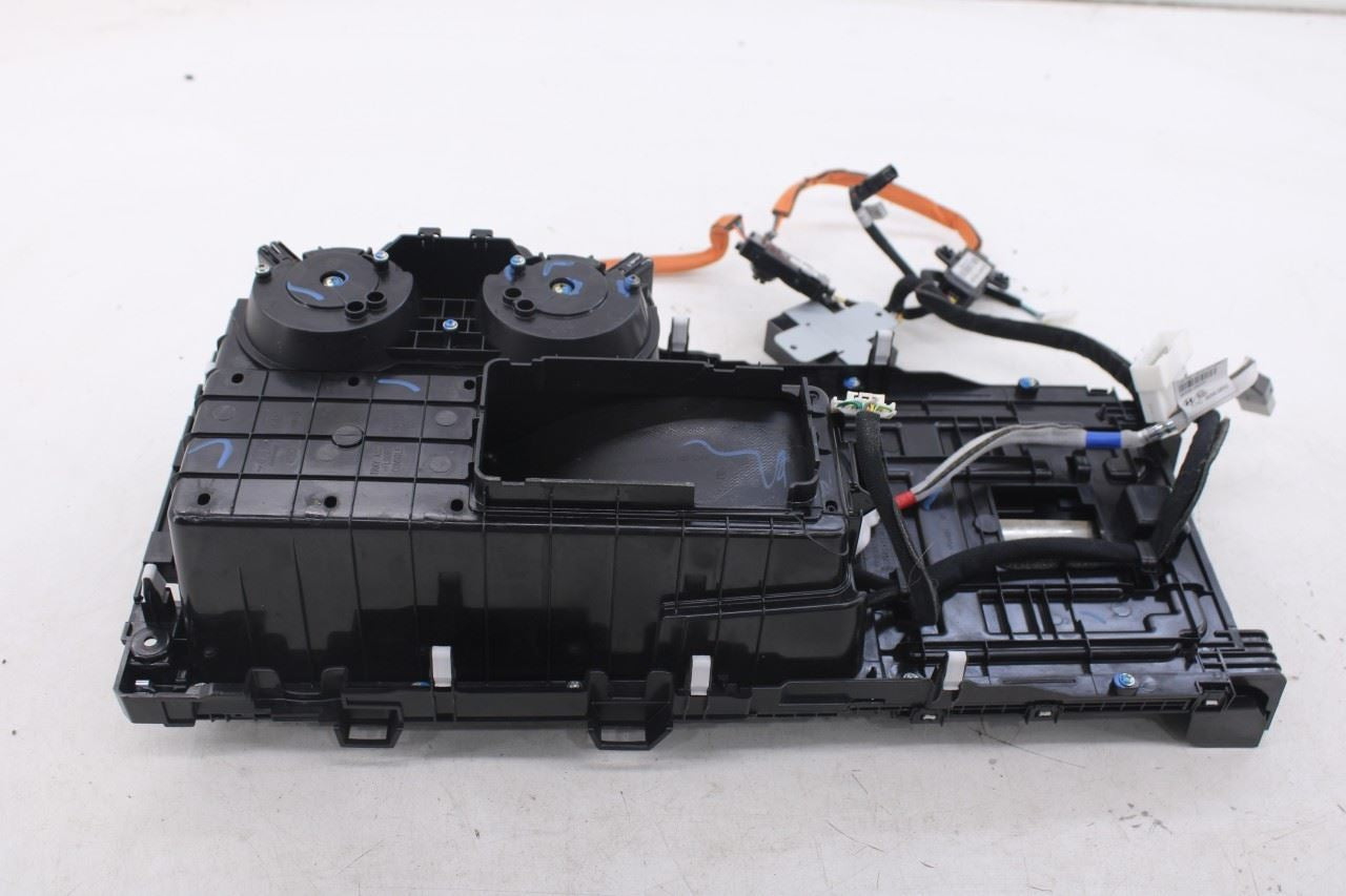2020-2022 Hyundai Palisade Limited AWD Center Console Storage Tray 84632S8350XF6 - Alshned Auto Parts