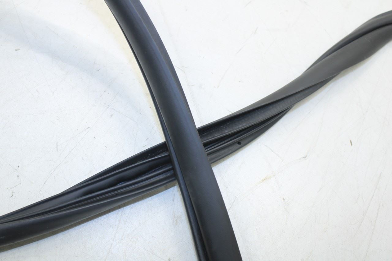 2011-2017 Hyundai Veloster Base Rear Right Door Weatherstrip On Body 83120-2V000 - Alshned Auto Parts