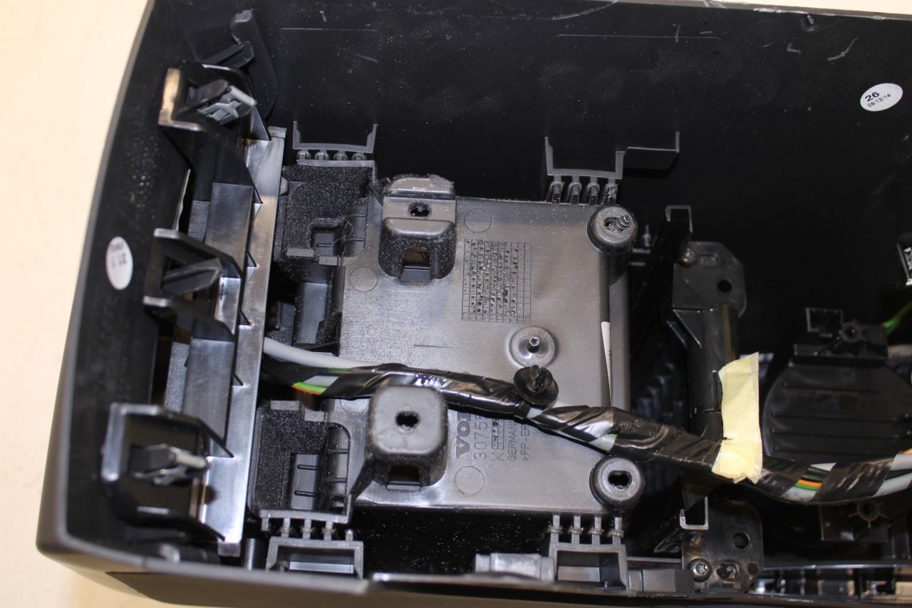 2015-2018 Volvo S60 T5 Premier Center Floor Console Body Assembly 39819457 OEM - Alshned Auto Parts