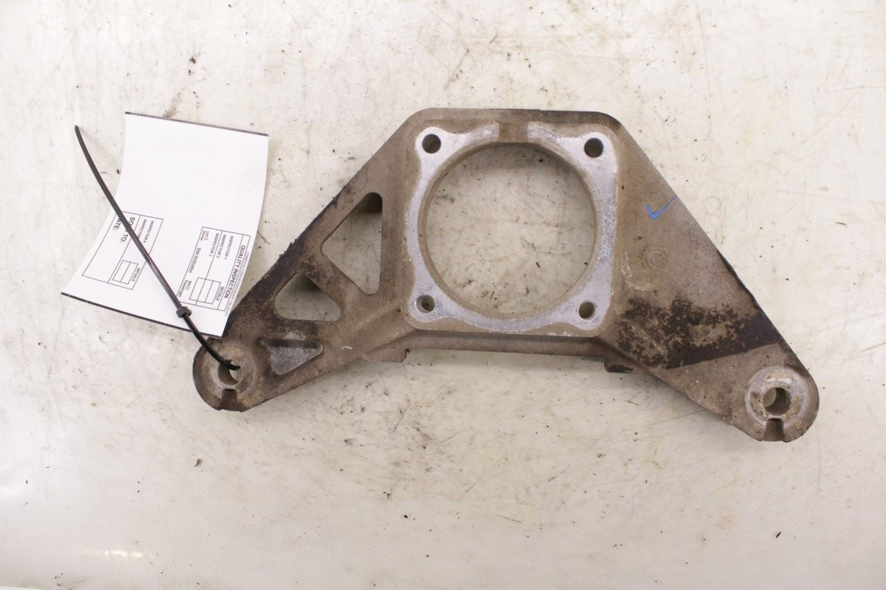 14-23 Jeep Cherokee Limited 4x4 Rear Axle Differential Mount Bracket 68155099AD - Alshned Auto Parts