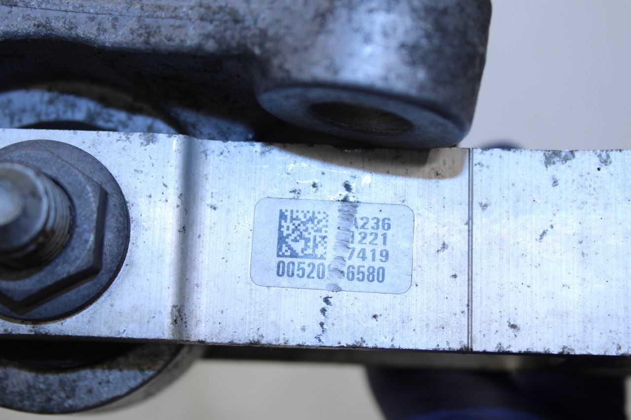 2017-2021 Jeep Renegade 2.4L FWD Engine Torque Strut Mount Bracket 68439294AA - Alshned Auto Parts