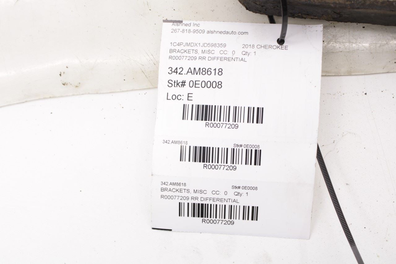 14-23 Jeep Cherokee Limited 4x4 Rear Axle Differential Mount Bracket 68155099AD - Alshned Auto Parts