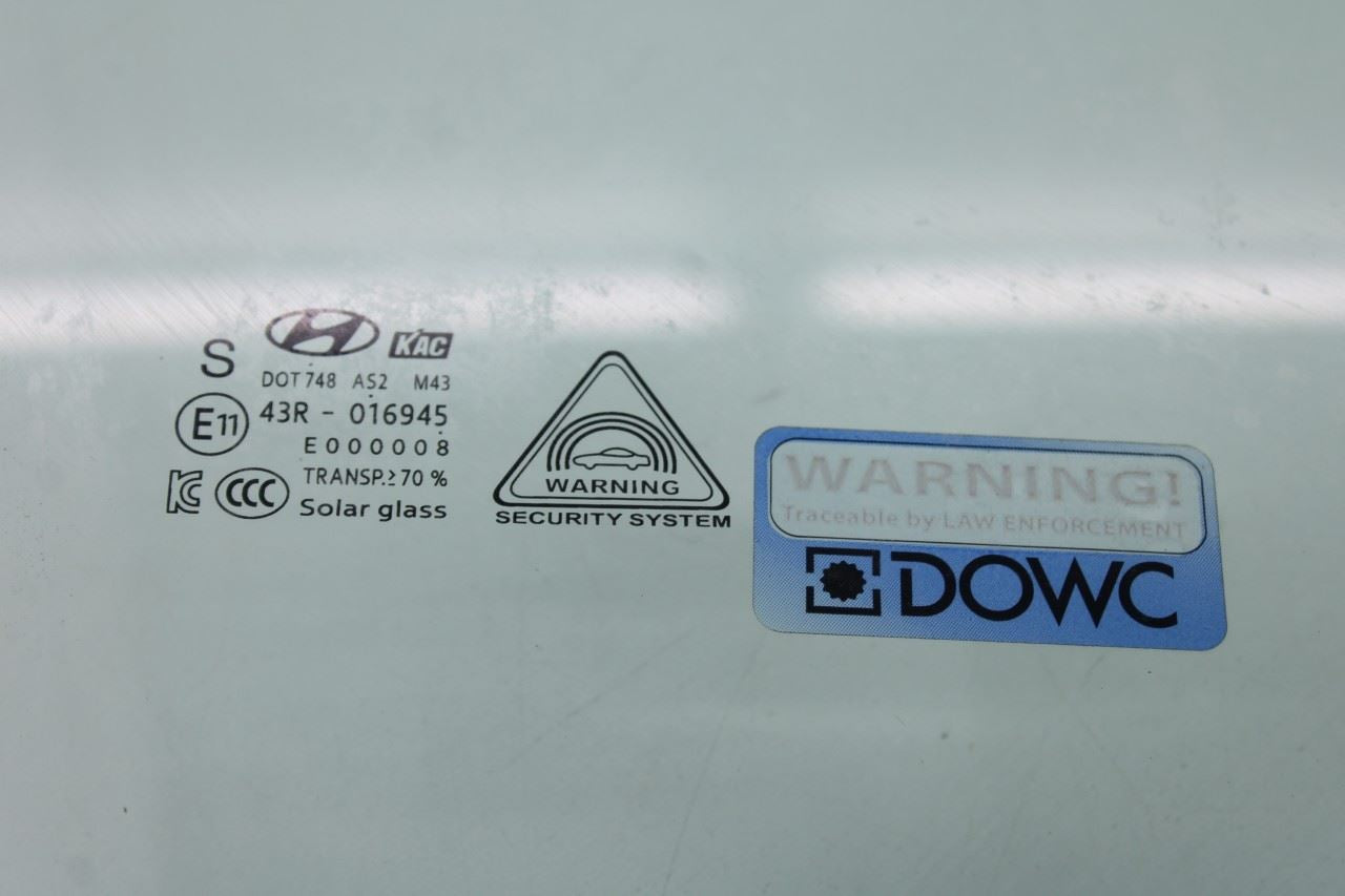 2021-26 Hyundai Elantra SE Front Right Door Window Movable Glass 82420-AA020 OEM5
