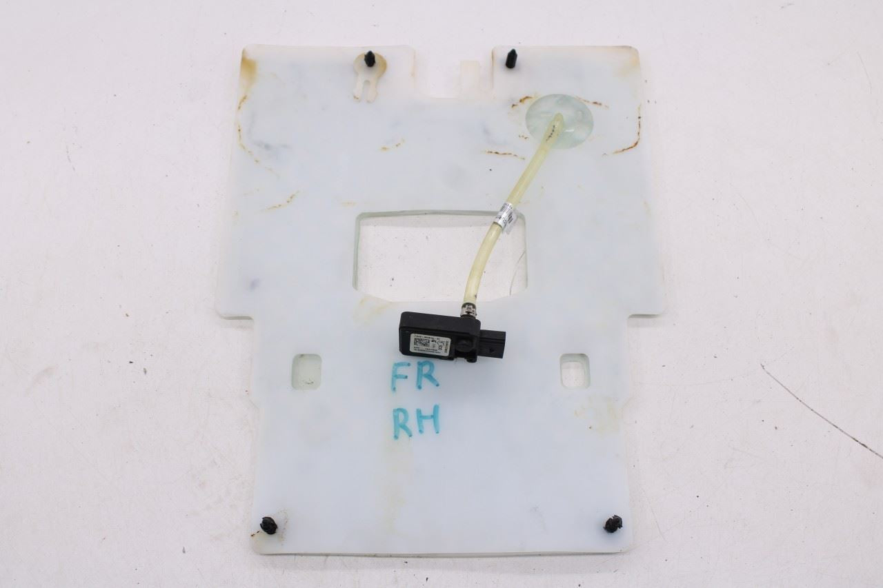 2015-2017 Ford Mustang Conv V6 Front Right Passenger Seat Occupant Sensor Module0