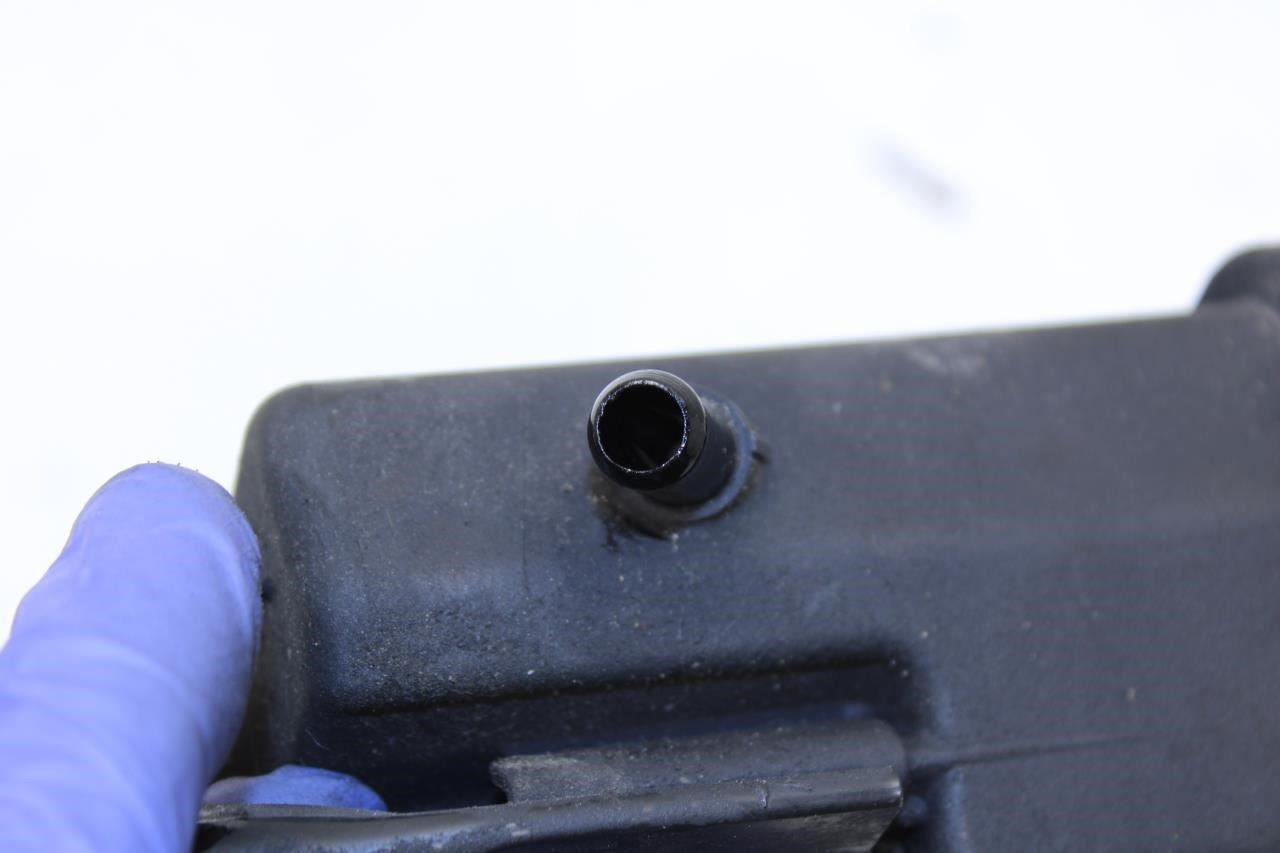 10-13 Mercedes-Benz S550 Power Steering Fluid Oil Reservoir Bottle 221-466-03-02 - Alshned Auto Parts