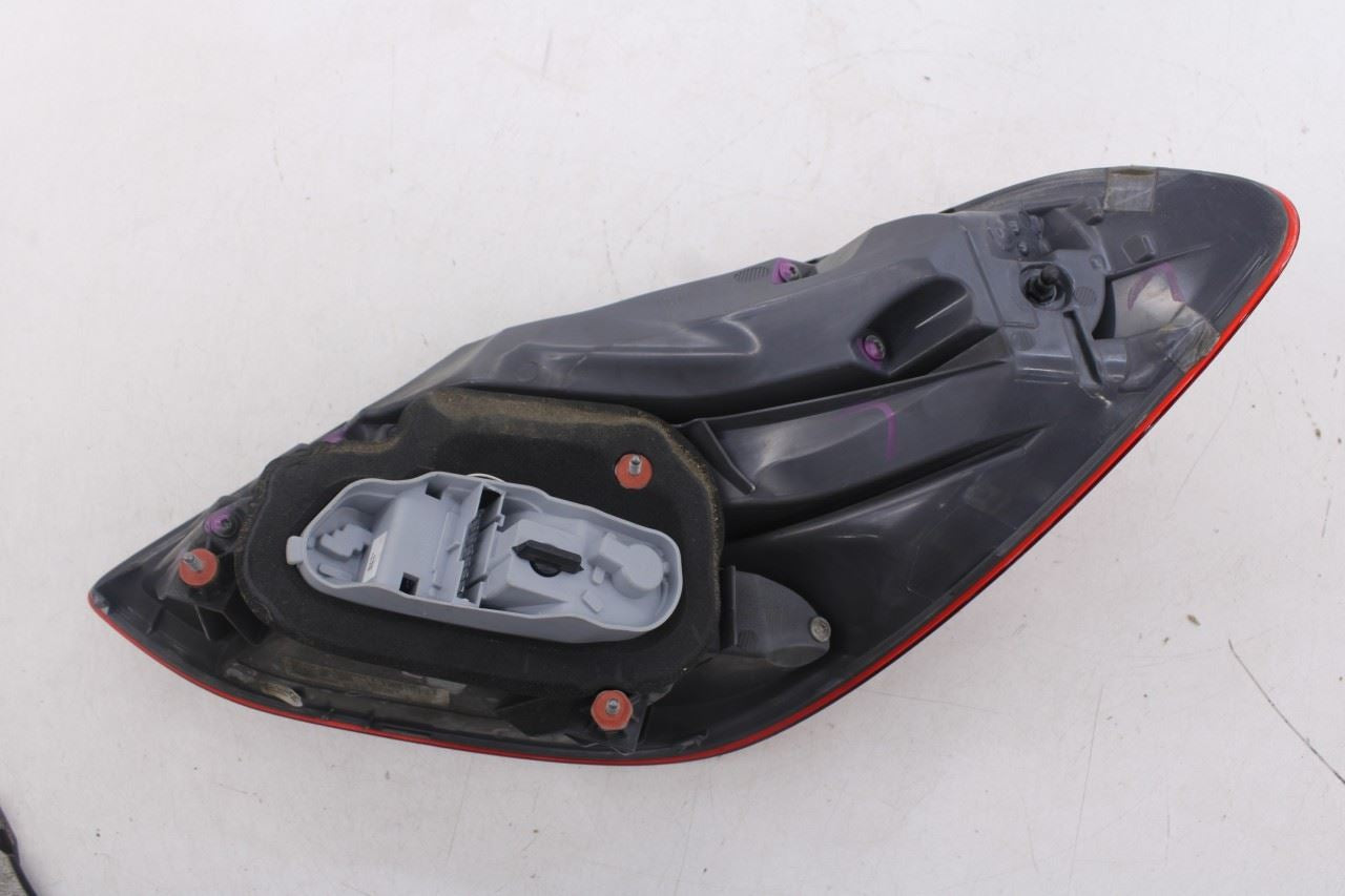 2015-2018 Mercedes-Benz C300 4Matic Rear Left Driver Side Tail Light Lamp10