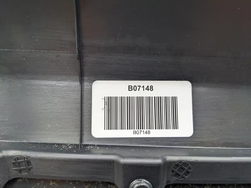 2010-2011 Kia Soul Front Right Passenger Side Door Trim Panel 82302-2K482ARS OEM12