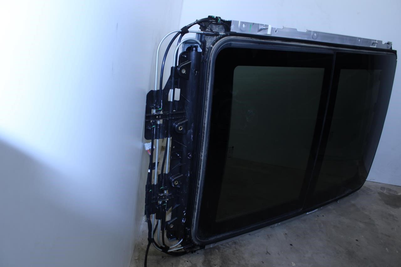 2018-2024 GMC Terrain Denali Roof Panoramic Sunroof Assembly 84637398 OEM - Alshned Auto Parts